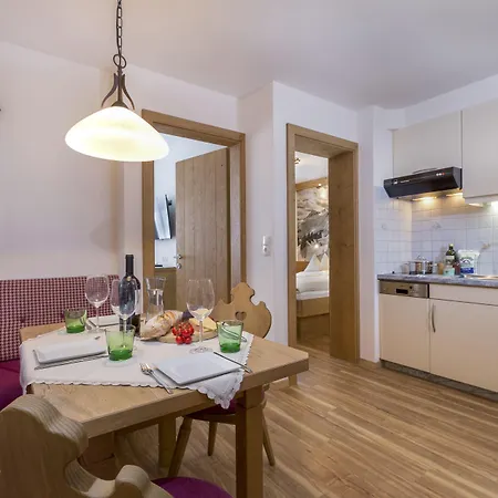 Garni Lavendel לך אם ארלברג