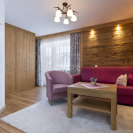 Garni Lavendel 4*