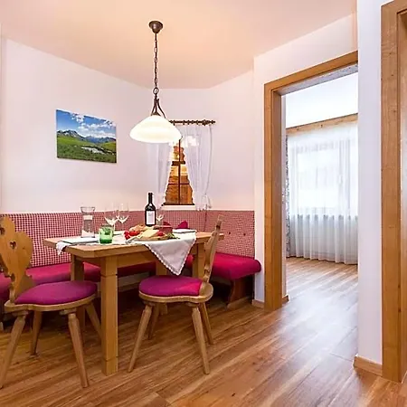 Garni Lavendel Ξενοδοχείο με διαμερίσματα Lech am Arlberg