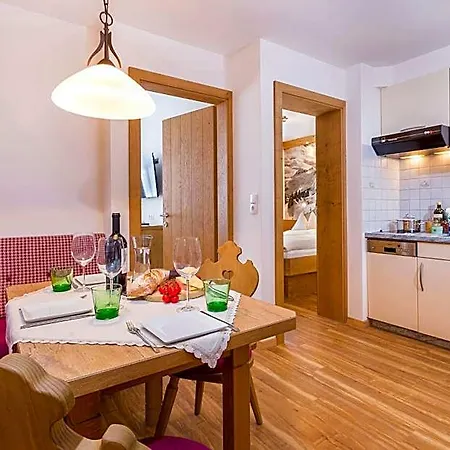 Hotel apartamentowy Garni Lavendel Lech am Arlberg
